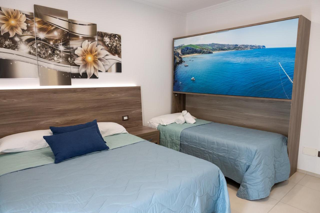 Mary VI Rooms Пешичи Екстериор снимка